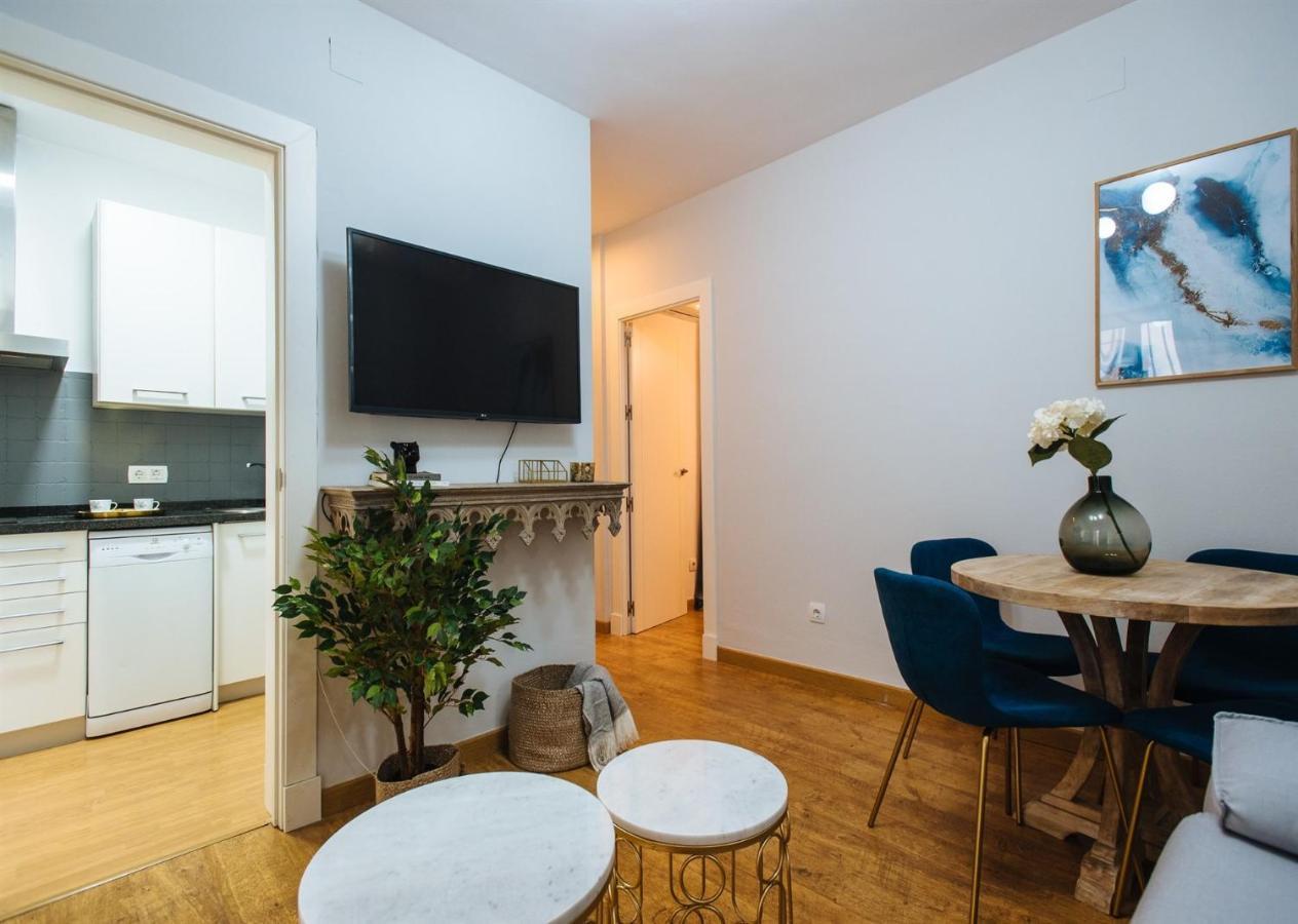 Feijoo Suite Apartment Sevilla Buitenkant foto