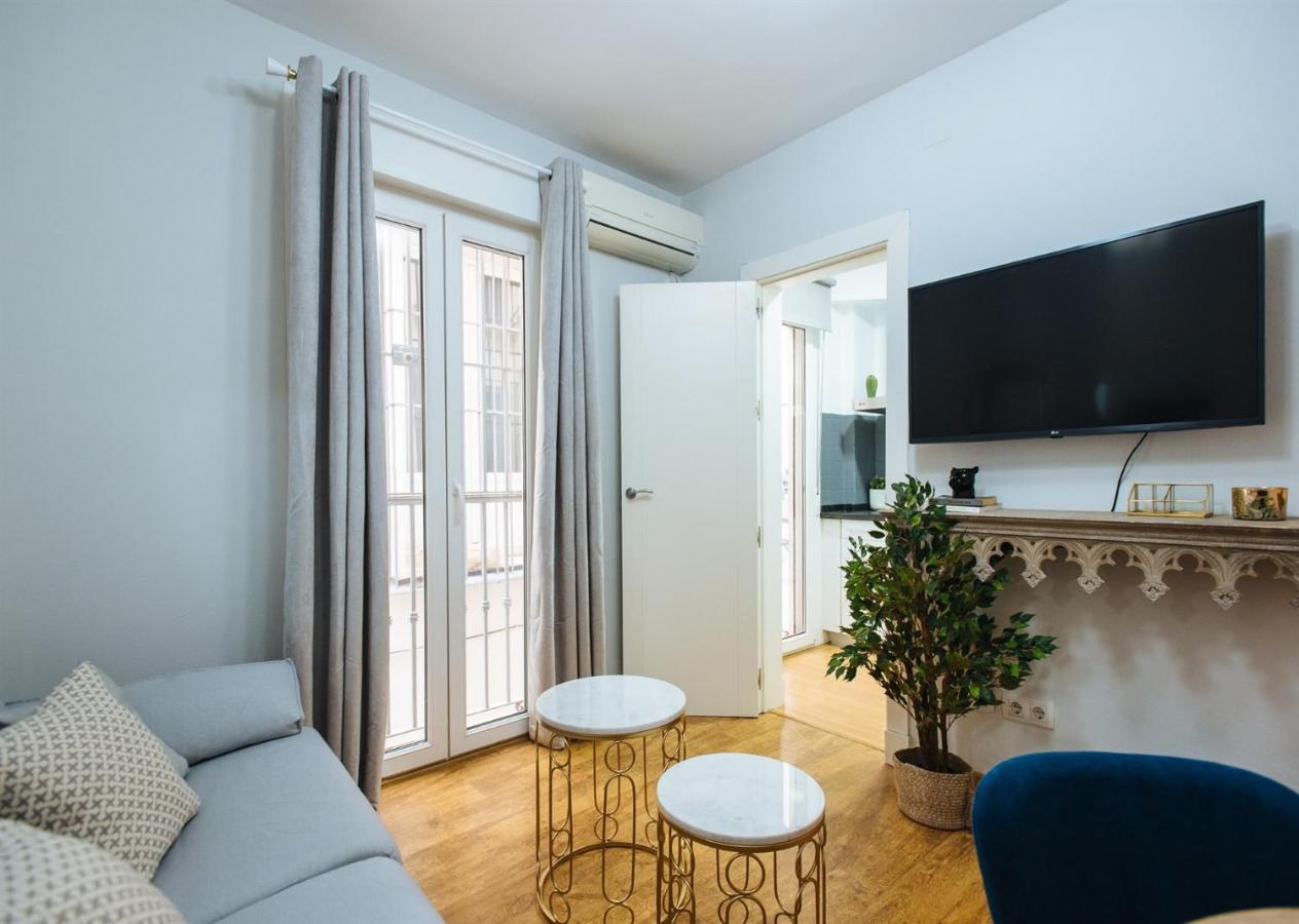 Feijoo Suite Apartment Sevilla Buitenkant foto